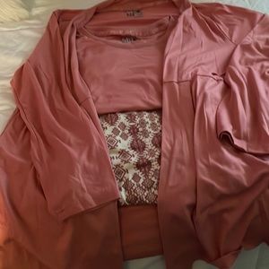 Mukluk, lounging, pajamas, size large